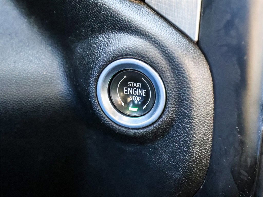 Used 2021 GMC Sierra 2500 SLT image 29