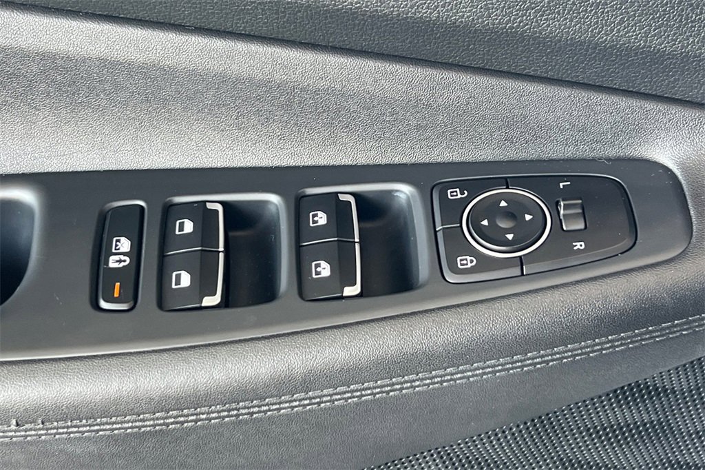 Used 2023 Hyundai Santa Fe SEL image 16