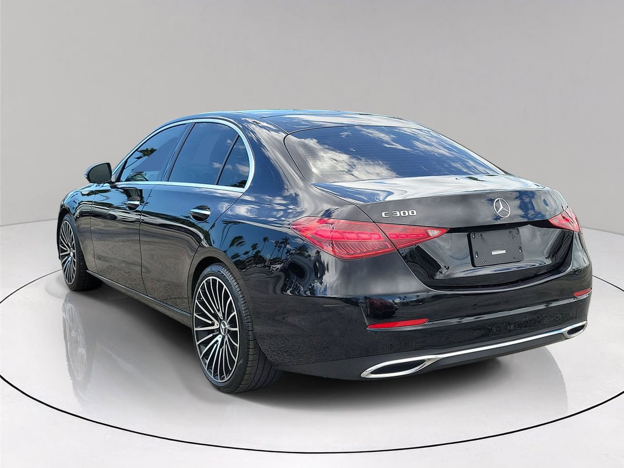 Certified 2022 Mercedes-Benz C 300 Sedan image 4