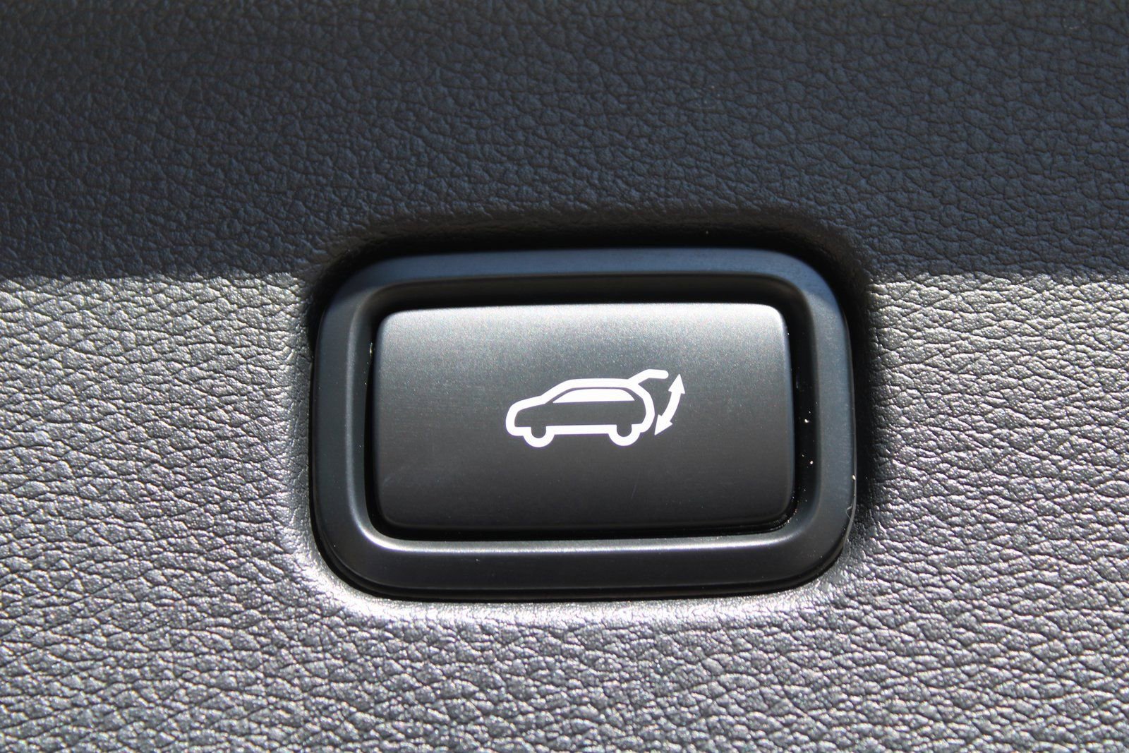 New 2026 Kia Sportage X-Line w/ X-Line Premium Package image 11