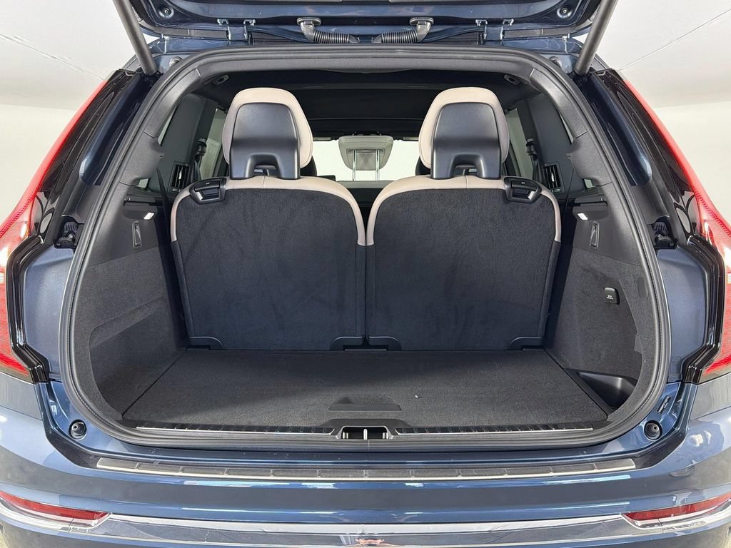 New 2026 Volvo XC90 T8 Ultra w/ Protection Package AWD/4WD image 28