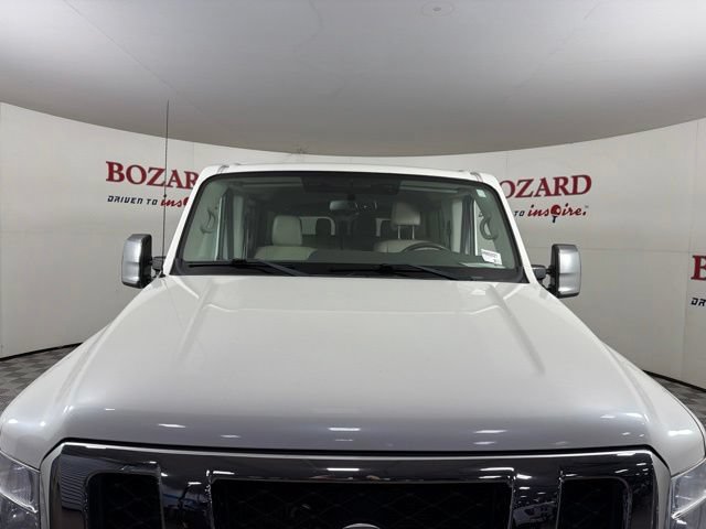 Used 2017 Nissan NV 3500 SL RWD image 4
