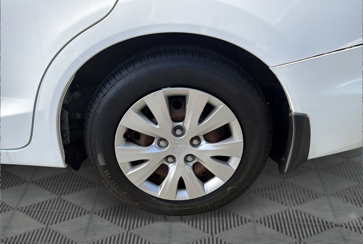 Used 2012 Honda Civic LX image 32