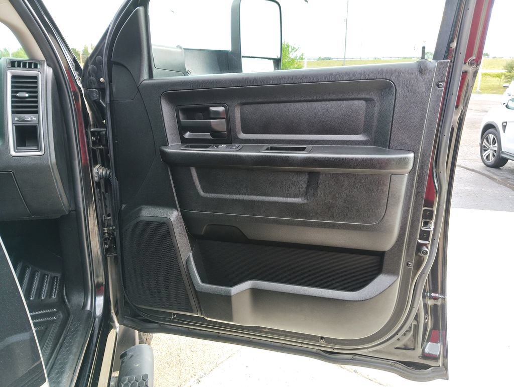 Used 2019 RAM 1500 Express w/ Wheel & Sound Group AWD/4WD image 23
