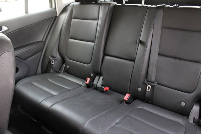 Used 2017 Volkswagen Tiguan S image 20