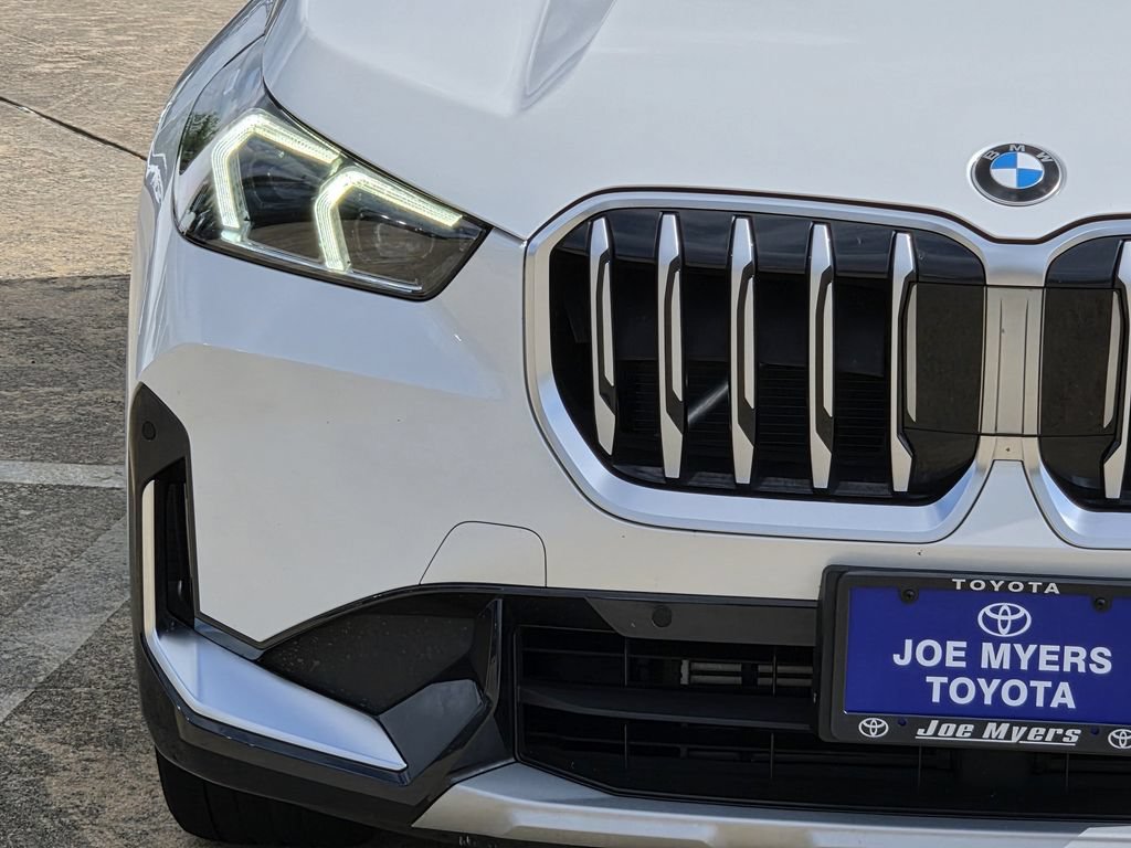 Used 2025 BMW X1 xDrive28i AWD/4WD image 5
