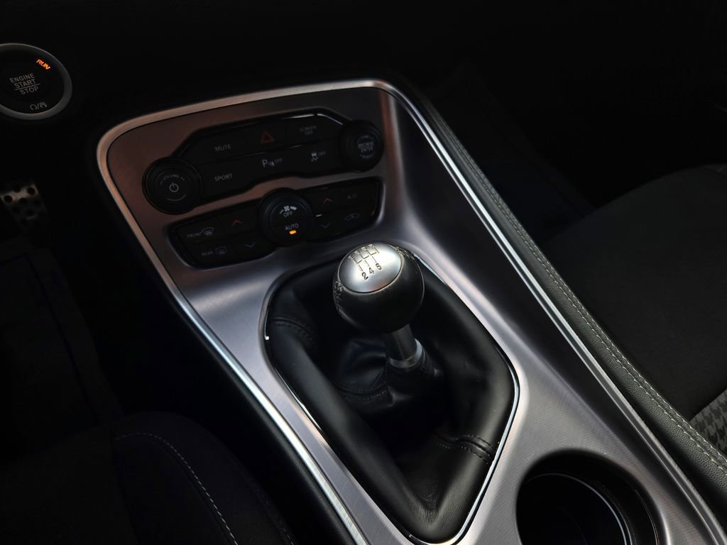 Used 2021 Dodge Challenger R/T w/ Blacktop Package image 26