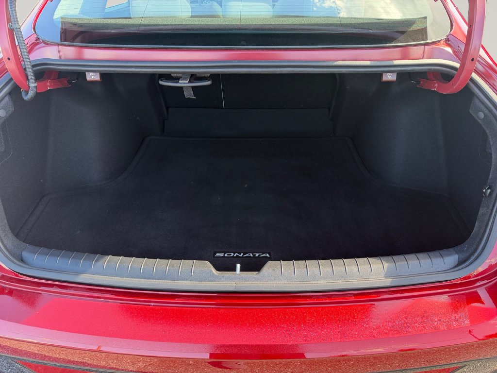 Used 2023 Hyundai Sonata SEL w/ Cargo Package FWD image 18
