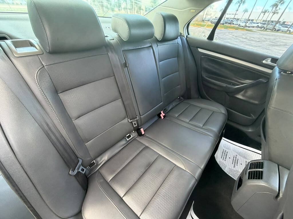 Used 2008 Volkswagen Jetta SE FWD image 15