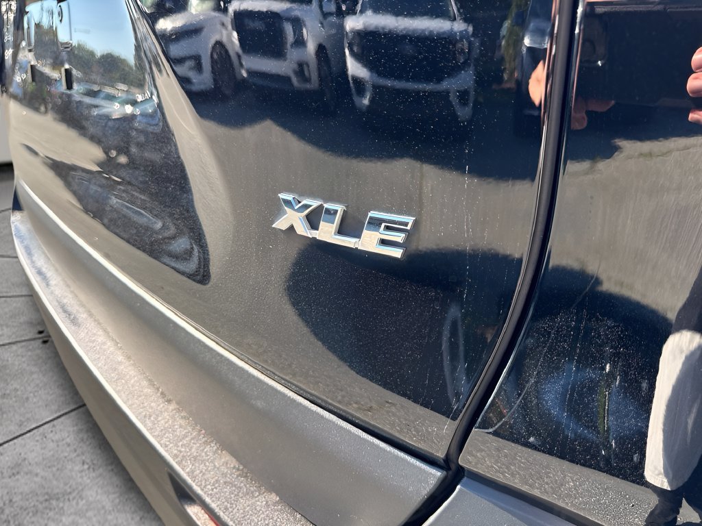 Used 2022 Toyota RAV4 XLE w/ Convenience Package FWD image 30