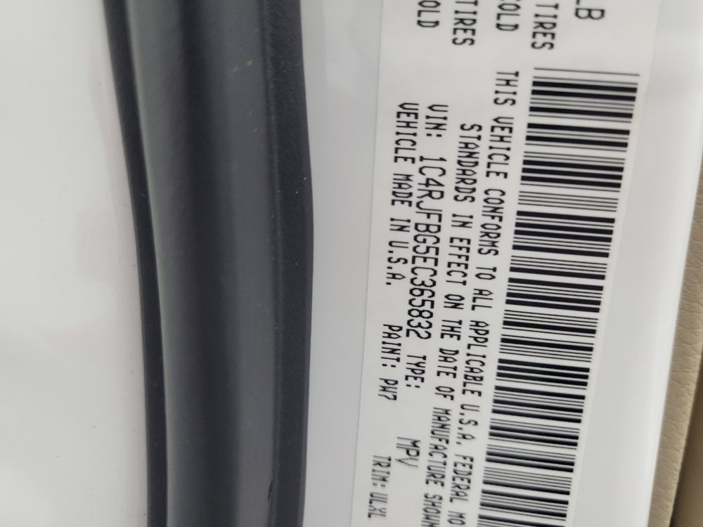 Used 2014 Jeep Grand Cherokee Limited image 33