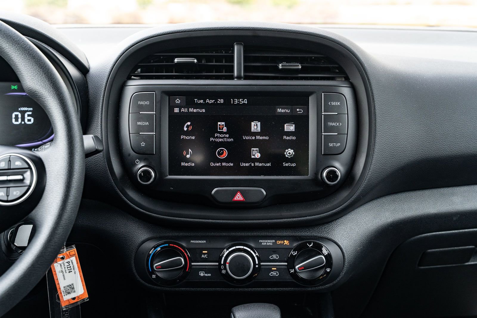 Used 2025 Kia Soul LX w/ LX Technology Package FWD image 29
