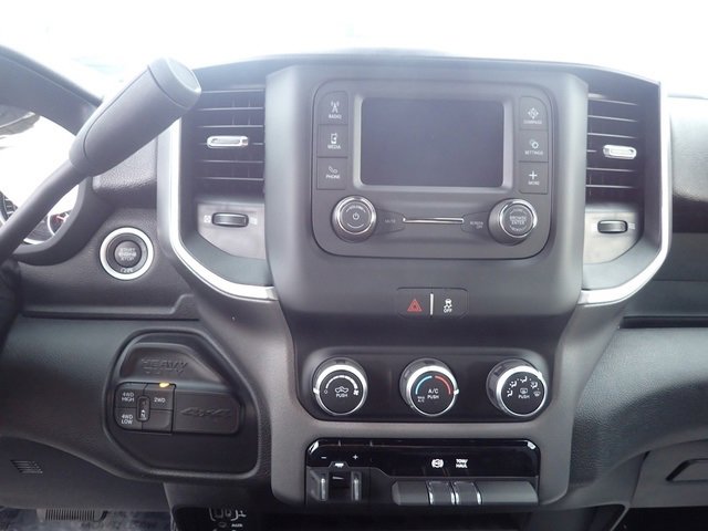 New 2024 RAM 3500 Big Horn image 17