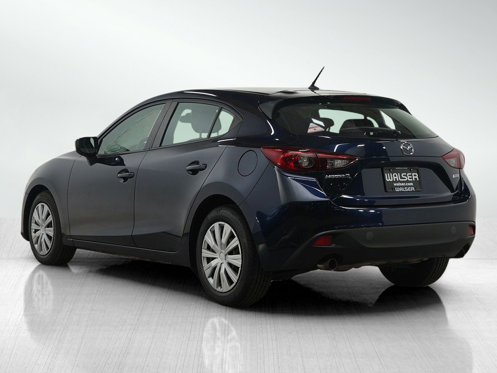 Used 2015 MAZDA MAZDA3 i Sport image 3