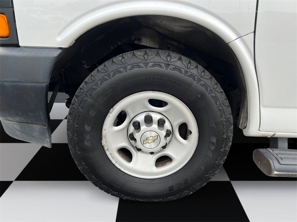 Used 2020 Chevrolet Express 3500 LS image 14
