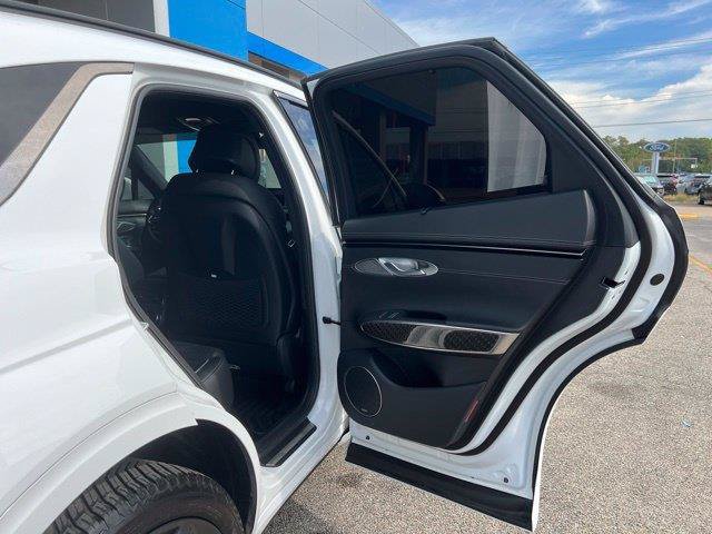 Used 2022 Genesis GV70 3.5T Sport w/ Sport Prestige Package AWD/4WD image 12