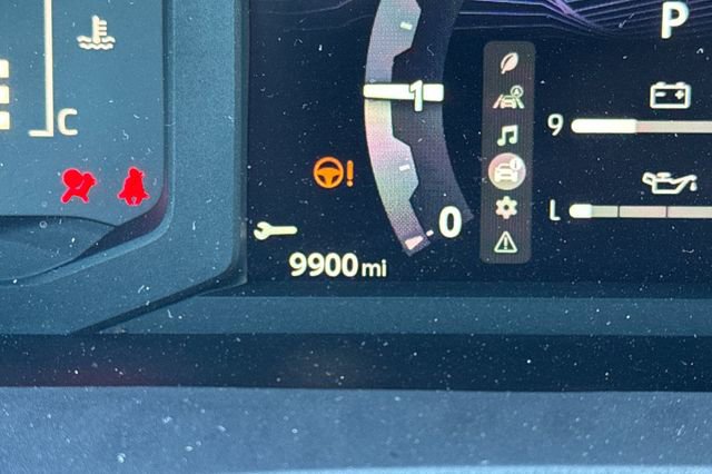 Used 2025 Toyota Tacoma SR5 image 41