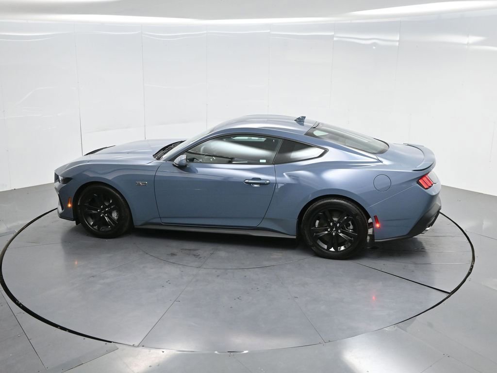 Used 2025 Ford Mustang GT RWD image 45
