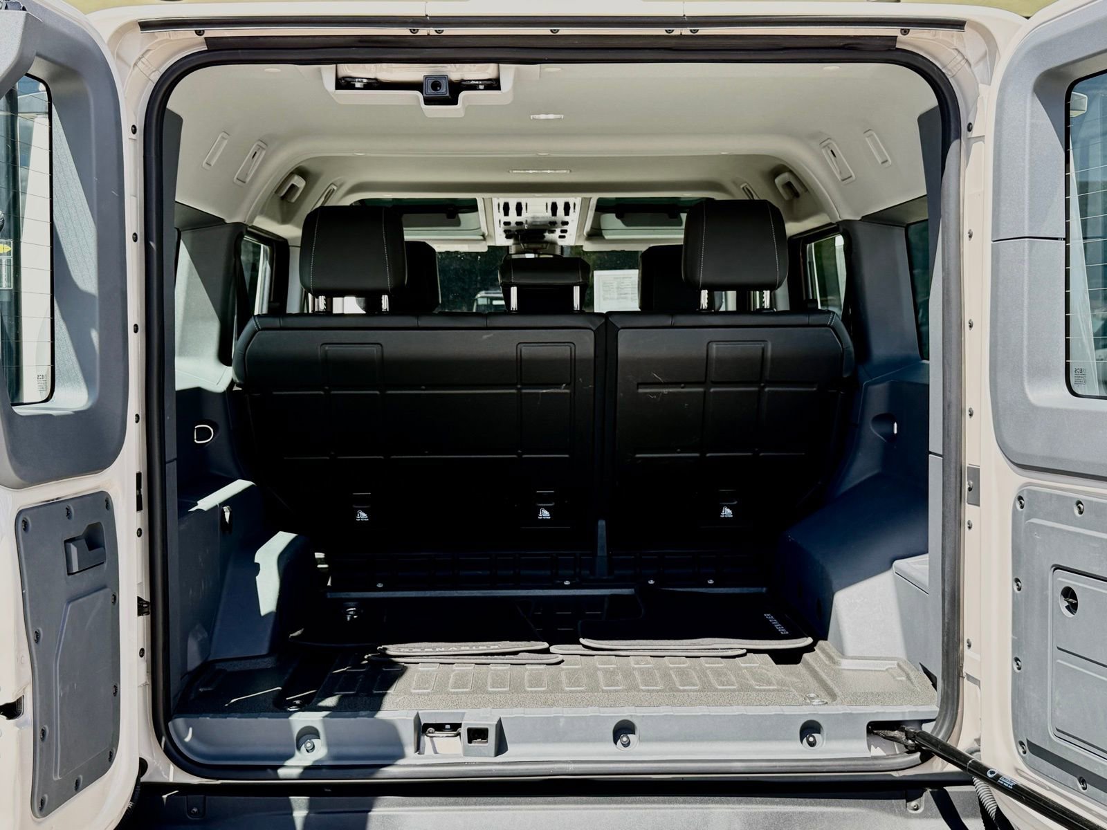 Used 2024 INEOS Grenadier AWD/4WD image 17