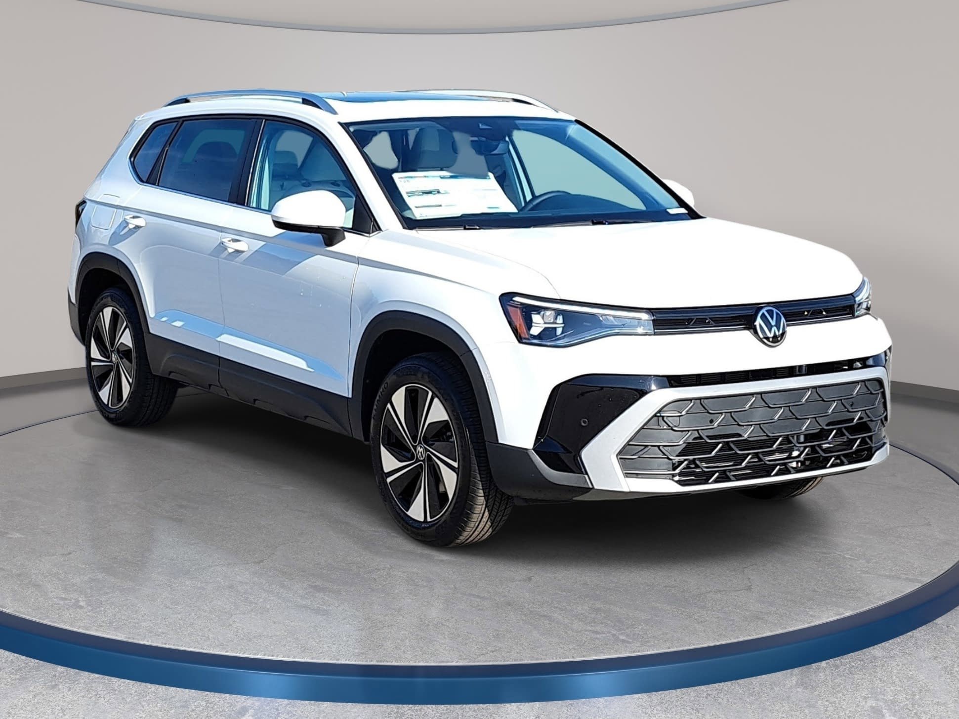 New 2026 Volkswagen Taos SE image 3