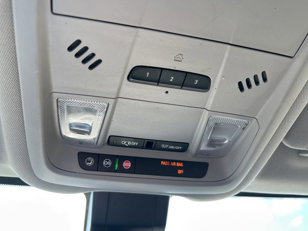 Used 2019 Chevrolet Equinox Premier image 34