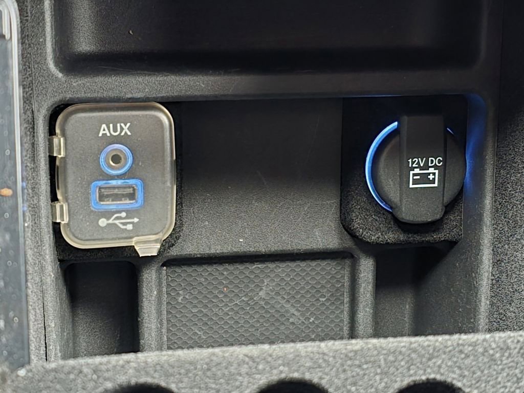 Used 2014 Chrysler 300 S image 9