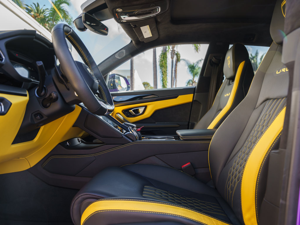 Used 2024 Lamborghini Urus S AWD/4WD image 16