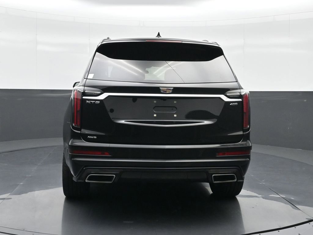Used 2024 Cadillac XT6 Sport image 16