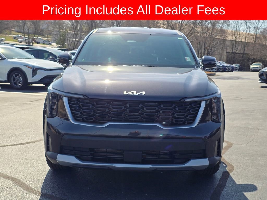 Certified 2025 Kia Sorento LX FWD image 8