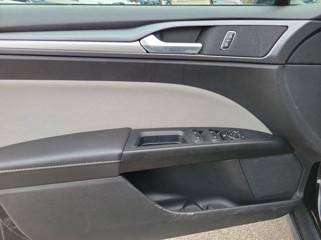 Used 2015 Ford Fusion S image 13