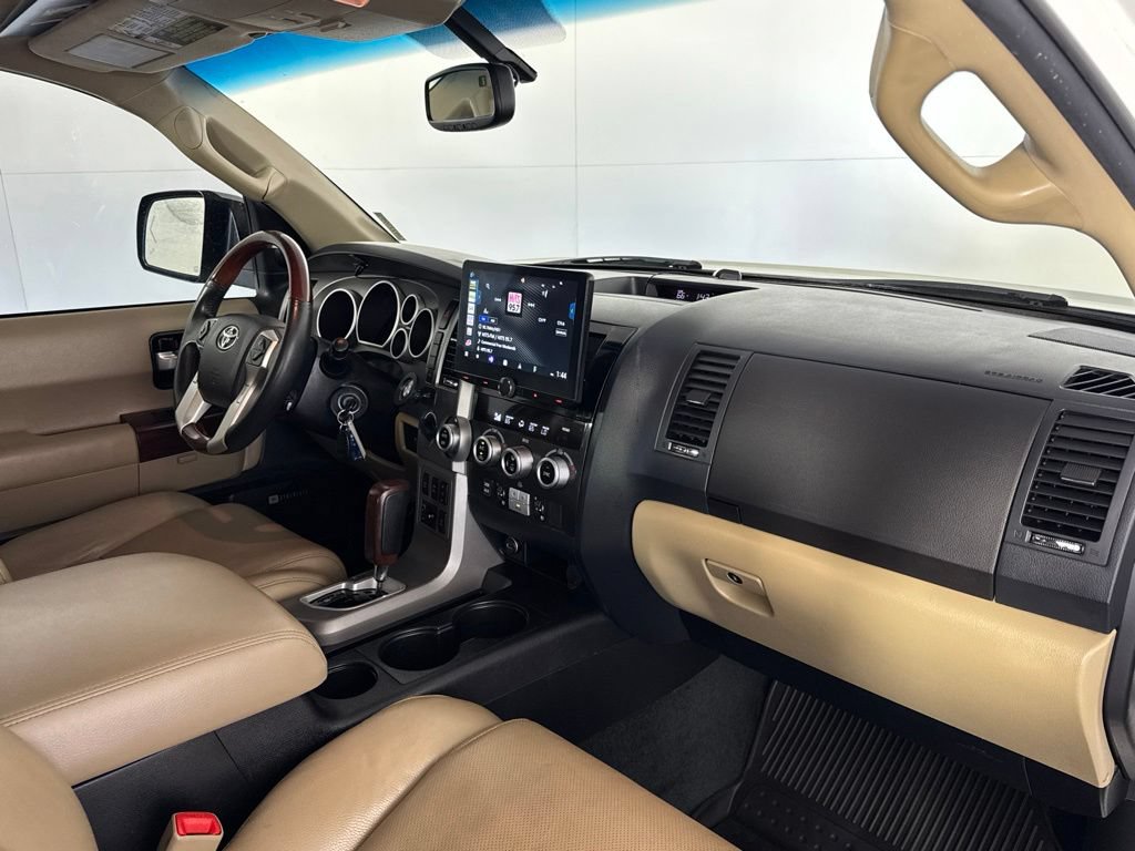 Used 2017 Toyota Sequoia Platinum AWD/4WD image 49