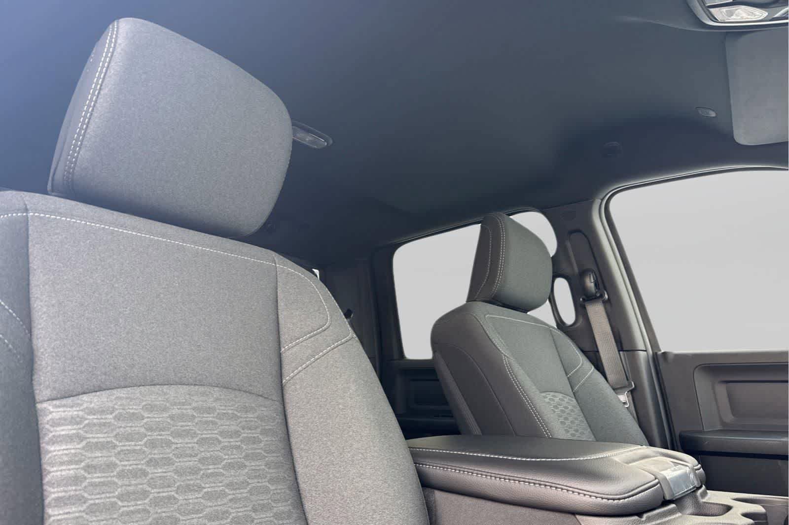 New 2026 RAM 3500 Tradesman AWD/4WD image 17