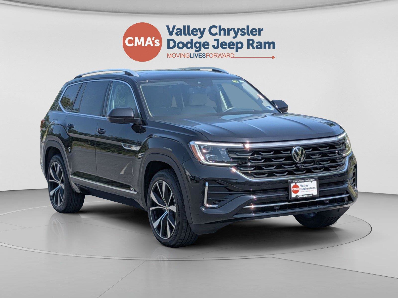 Used 2024 Volkswagen Atlas SEL Premium R-Line AWD/4WD image 7