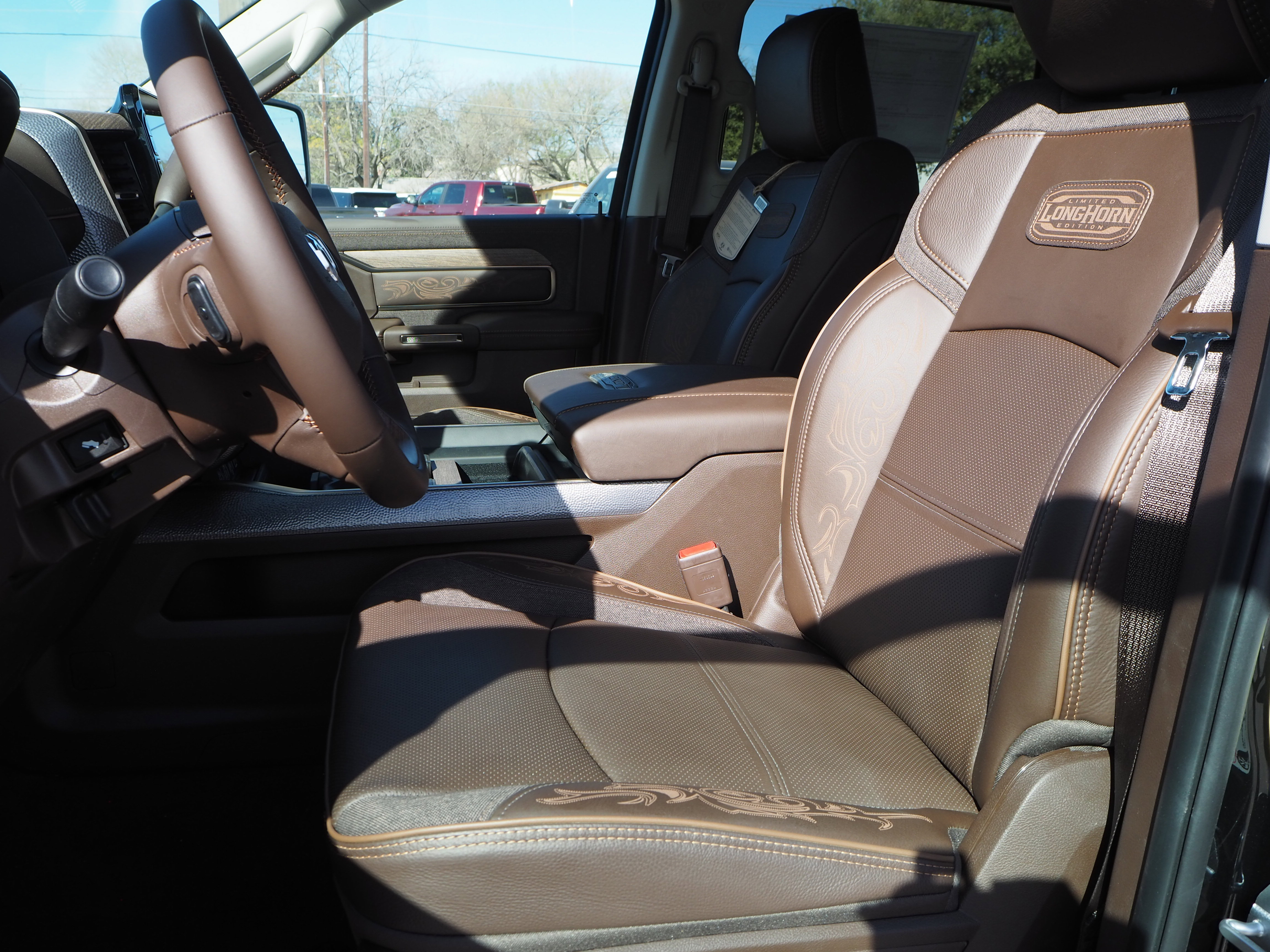 New 2025 RAM 2500 Limited image 10