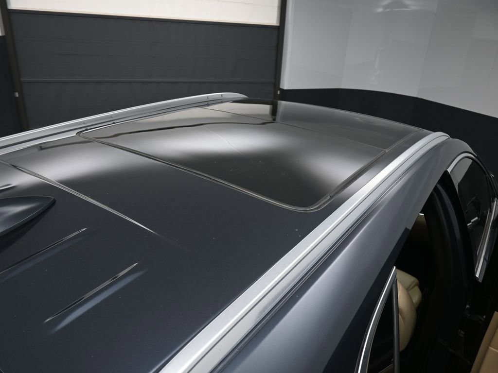 Used 2019 Cadillac XT5 Luxury image 3