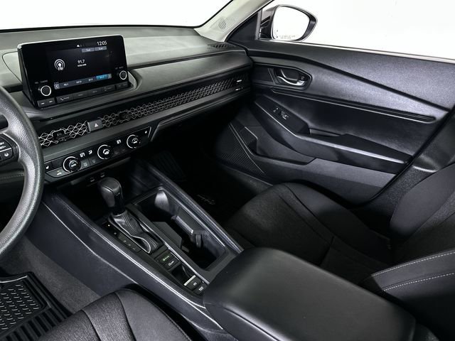 Used 2024 Honda Accord EX image 36