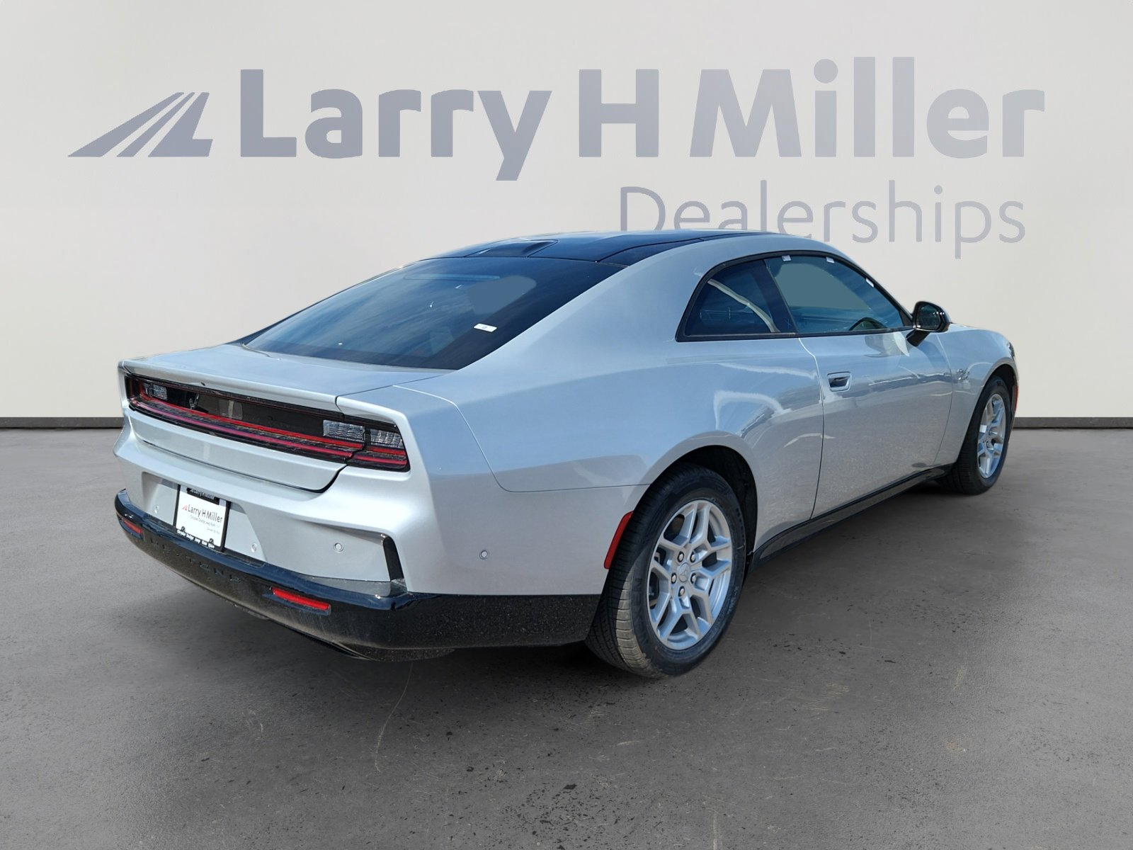 New 2025 Dodge Charger Daytona R/T w/ Quick Order Package 25M R/T AWD/4WD image 6