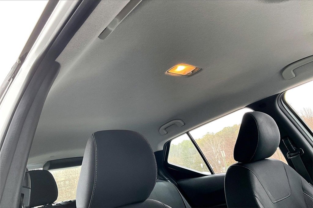 Certified 2019 Nissan Kicks SV image 25