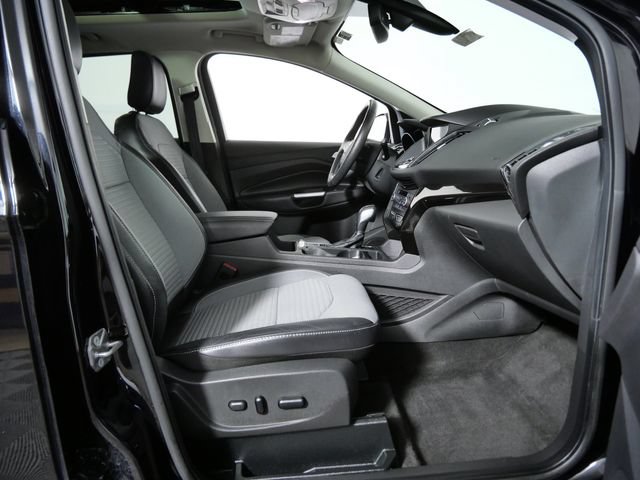 Certified 2019 Ford Escape Titanium AWD/4WD image 11