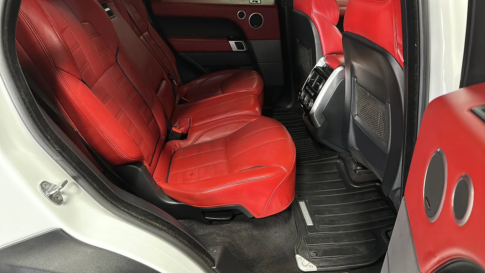 Used 2014 Land Rover Range Rover Sport Autobiography image 16