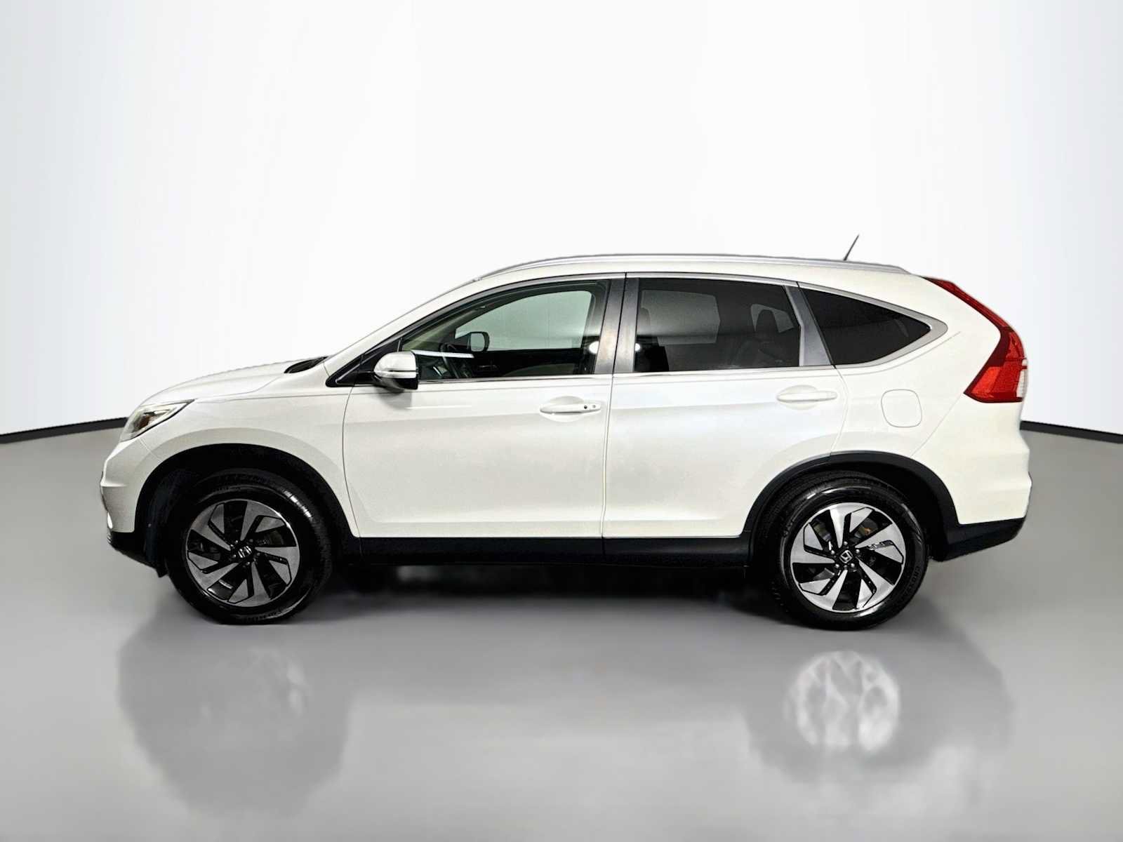 Used 2015 Honda CR-V Touring image 4