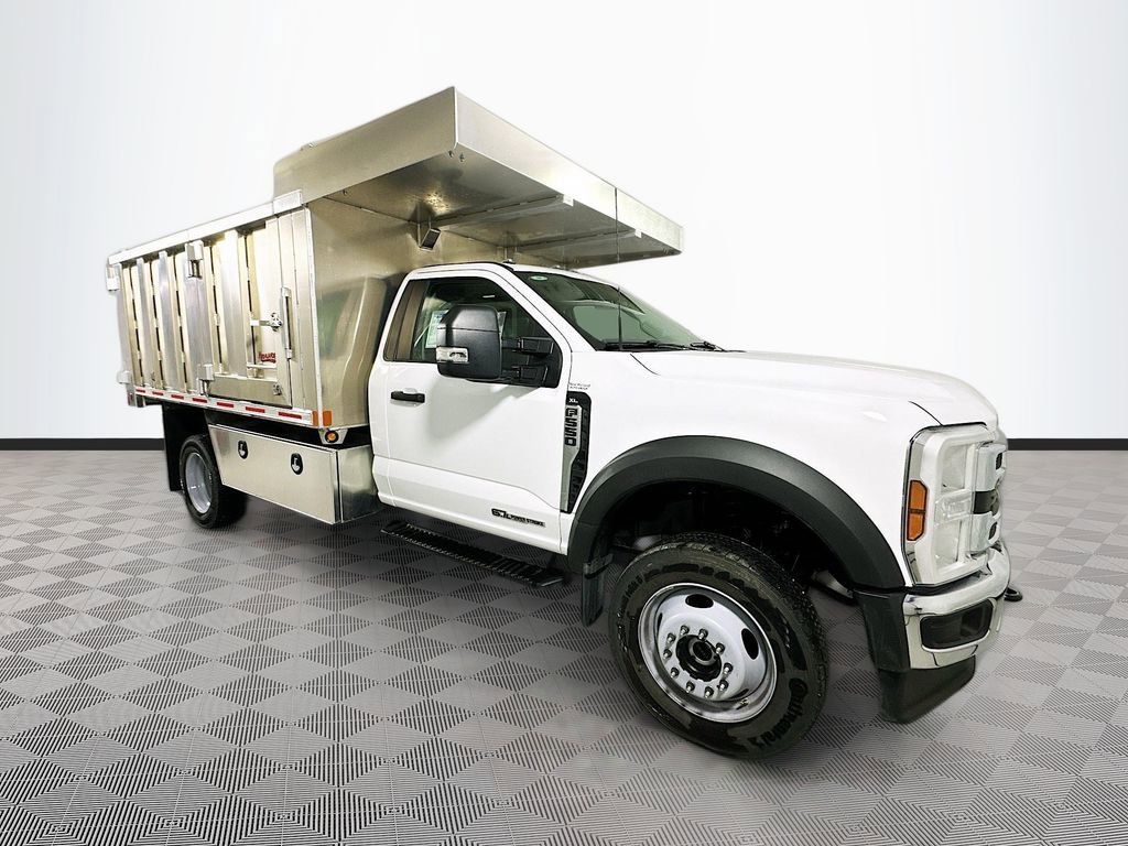 New 2026 Ford F550 4x4 Regular Cab Super Duty image 3