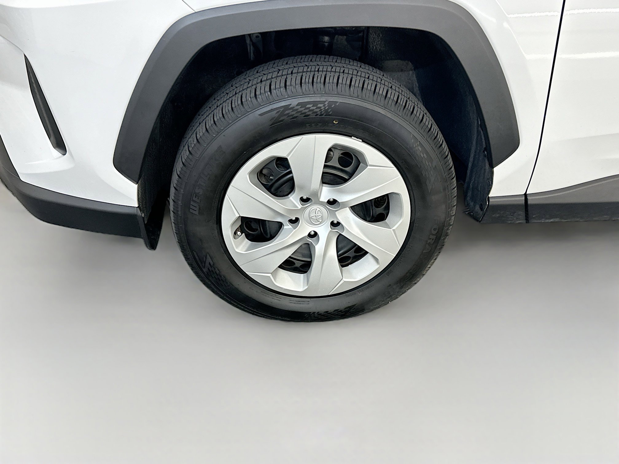 Used 2024 Toyota RAV4 LE image 11