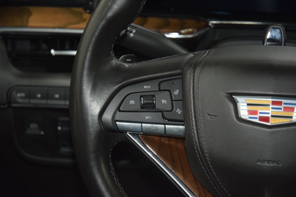 Used 2024 Cadillac Escalade ESV Premium Luxury Platinum AWD/4WD image 41