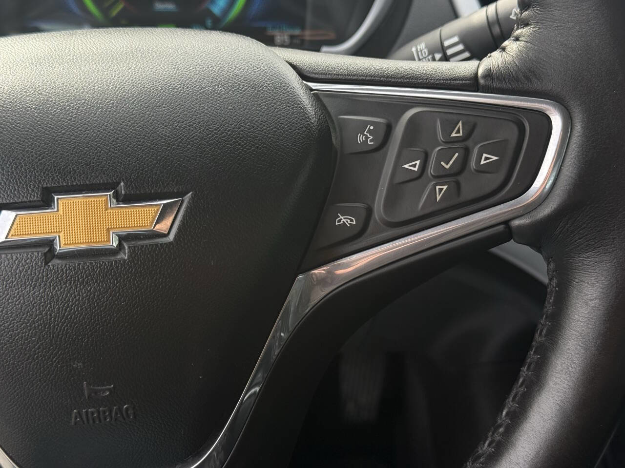 Used 2017 Chevrolet Volt LT w/ Comfort Package FWD image 19