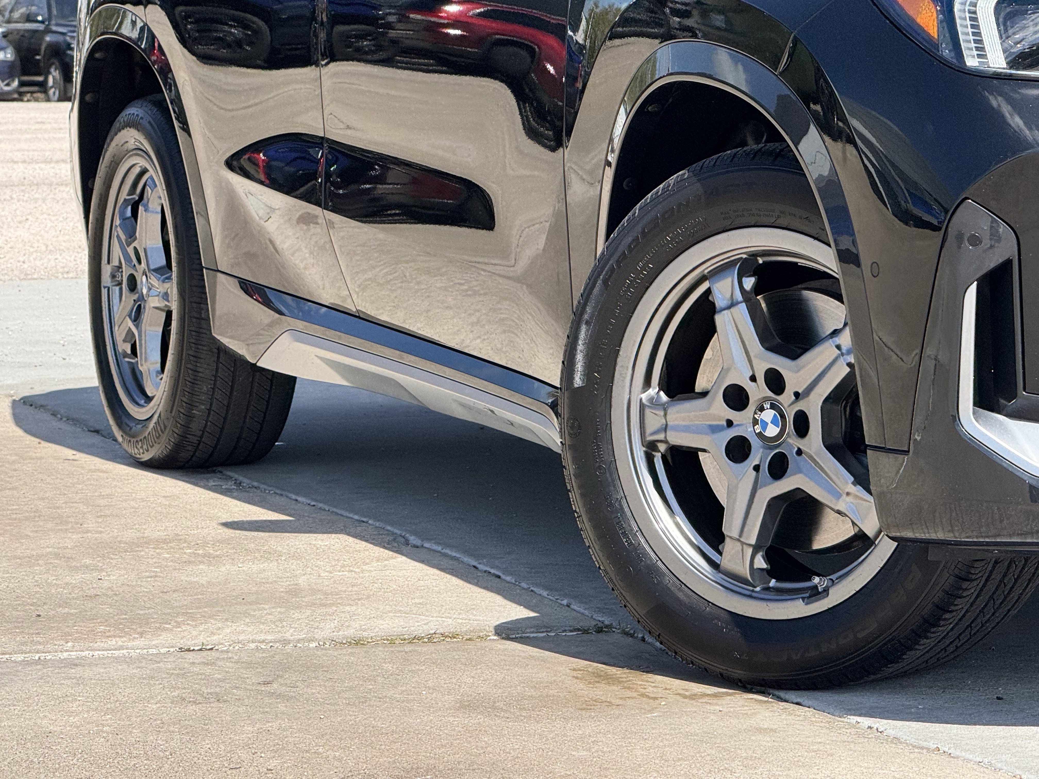 Used 2025 BMW X1 xDrive28i image 12