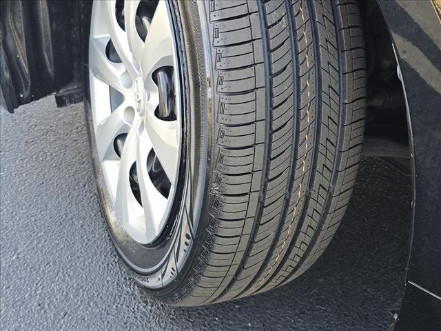 Used 2023 Toyota Corolla LE image 23