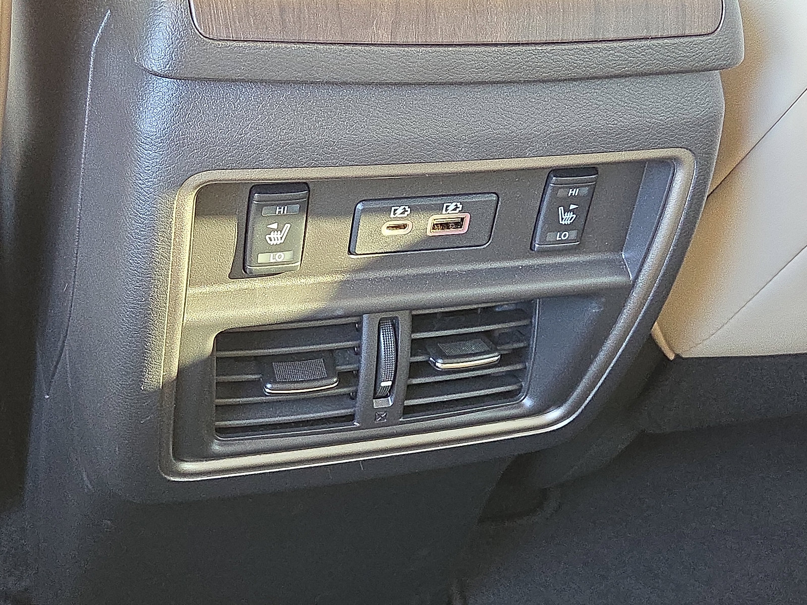 Used 2024 Nissan Murano Platinum w/ Cargo Package image 11