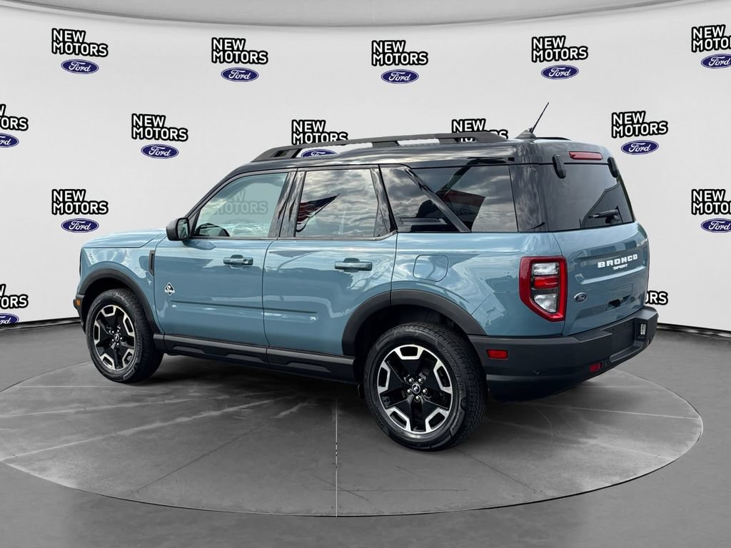 Used 2023 Ford Bronco Sport Outer Banks AWD/4WD image 3