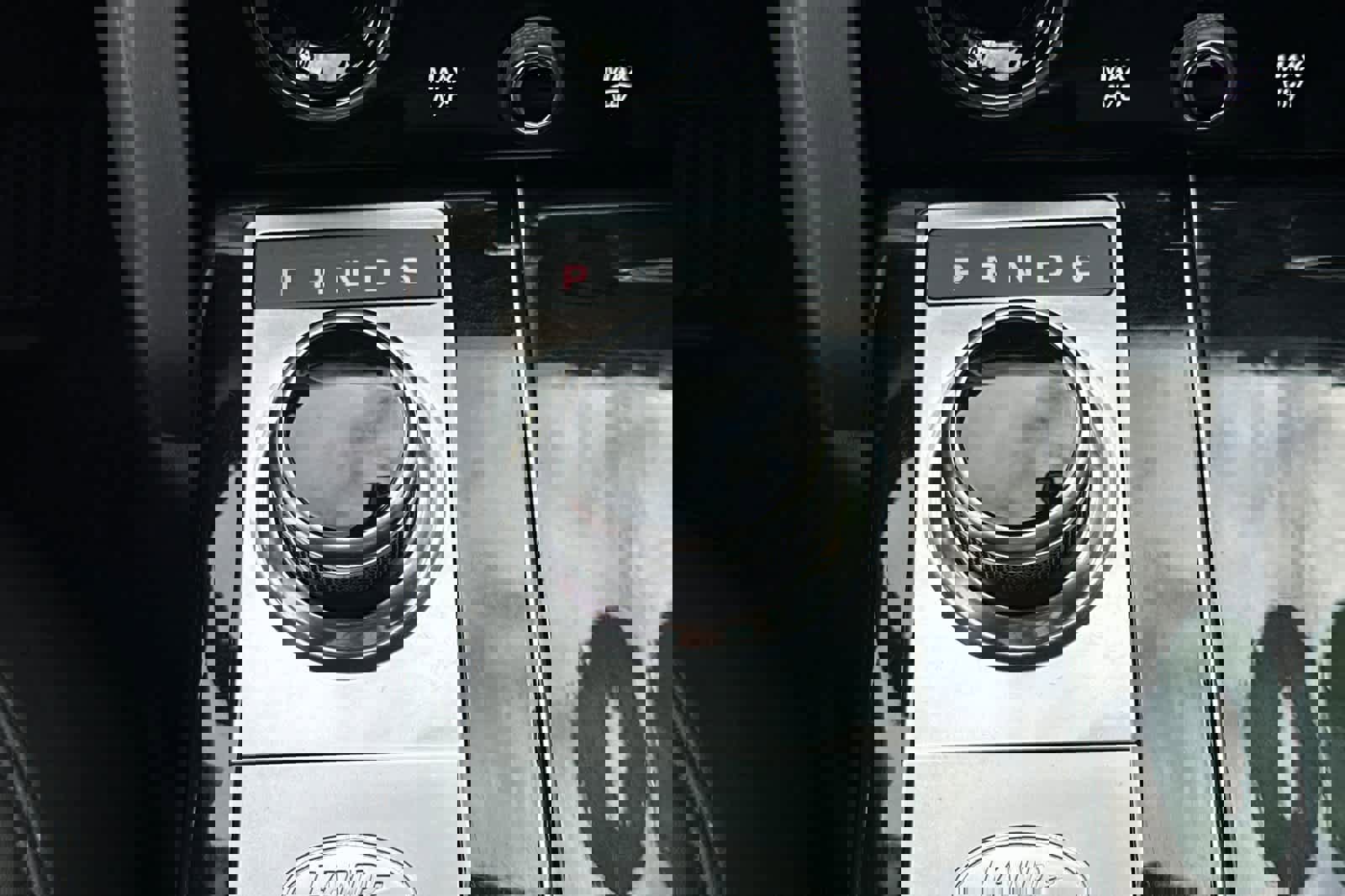 Used 2021 Land Rover Range Rover P525 Westminster Edition image 20